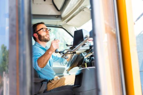 O que é diário de bordo do motorista e como controlar a jornada